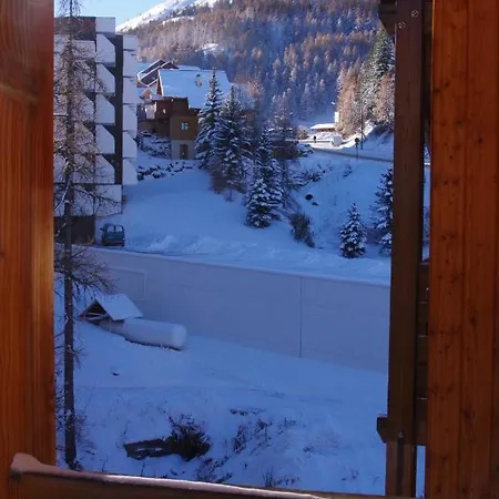Apartment Spacieux Et Fonctionnel Dans Ecrin Des Neiges